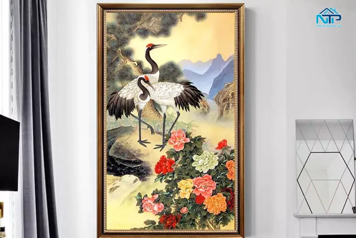 Tranh Tùng Hac trang trí nhà mới
