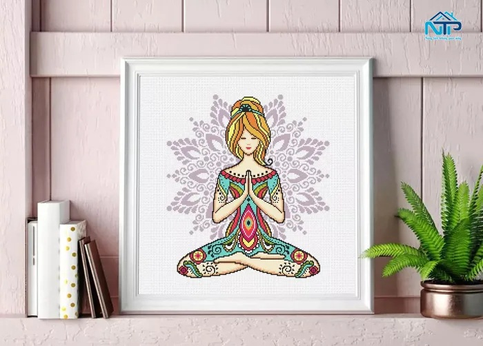 Tranh yoga thêu tay mới lạ