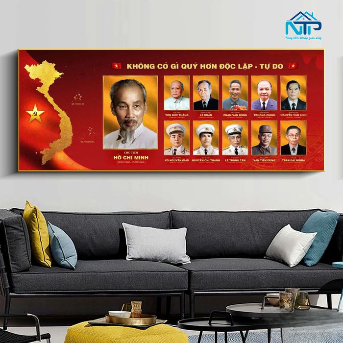 Tranh Lãnh tụ Hồ Chí Minh cùng những người đồng đội thân cận có vai trò quan trọng với đất nước