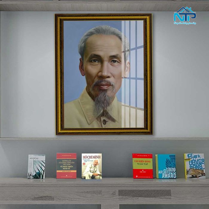 Tranh Bác được treo ở cơ quan, trường học